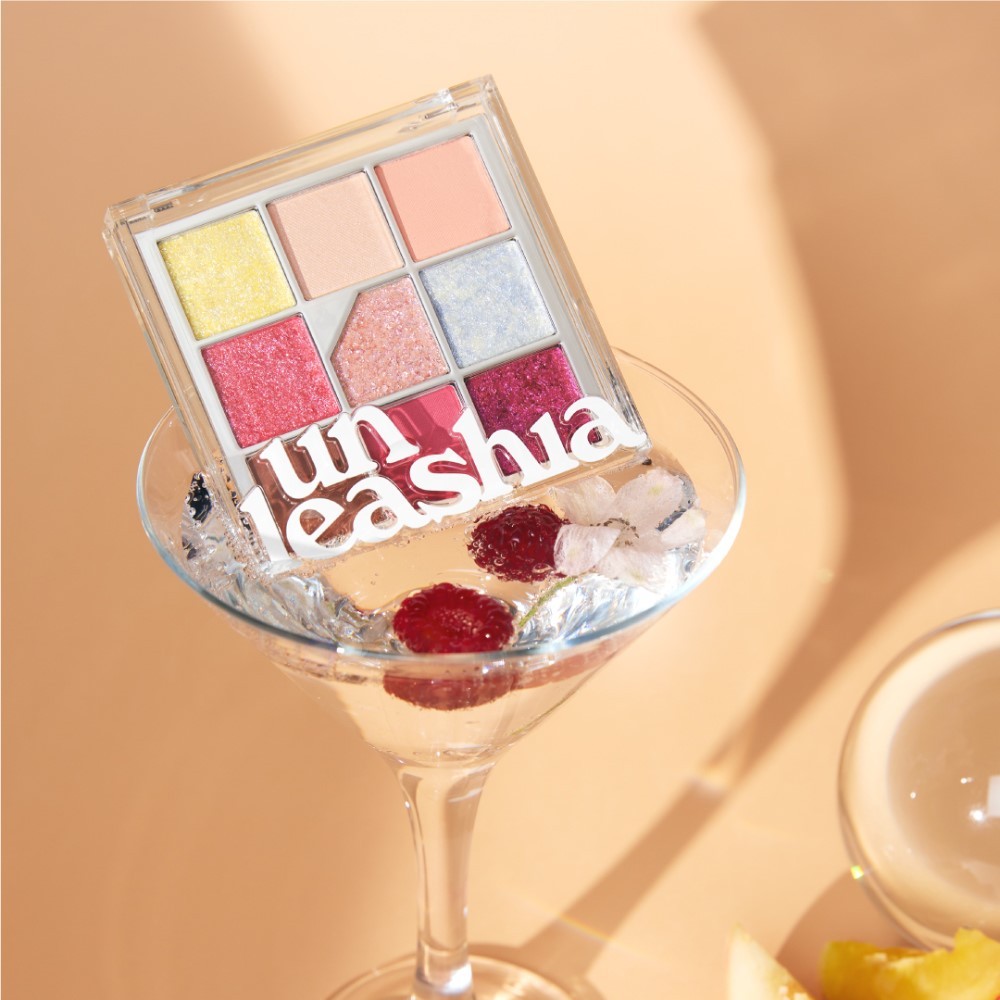 Палетка теней для век №7 All of Peach Ade | Unleashia Glitterpedia Eye Palette №7 All of Peach Ade