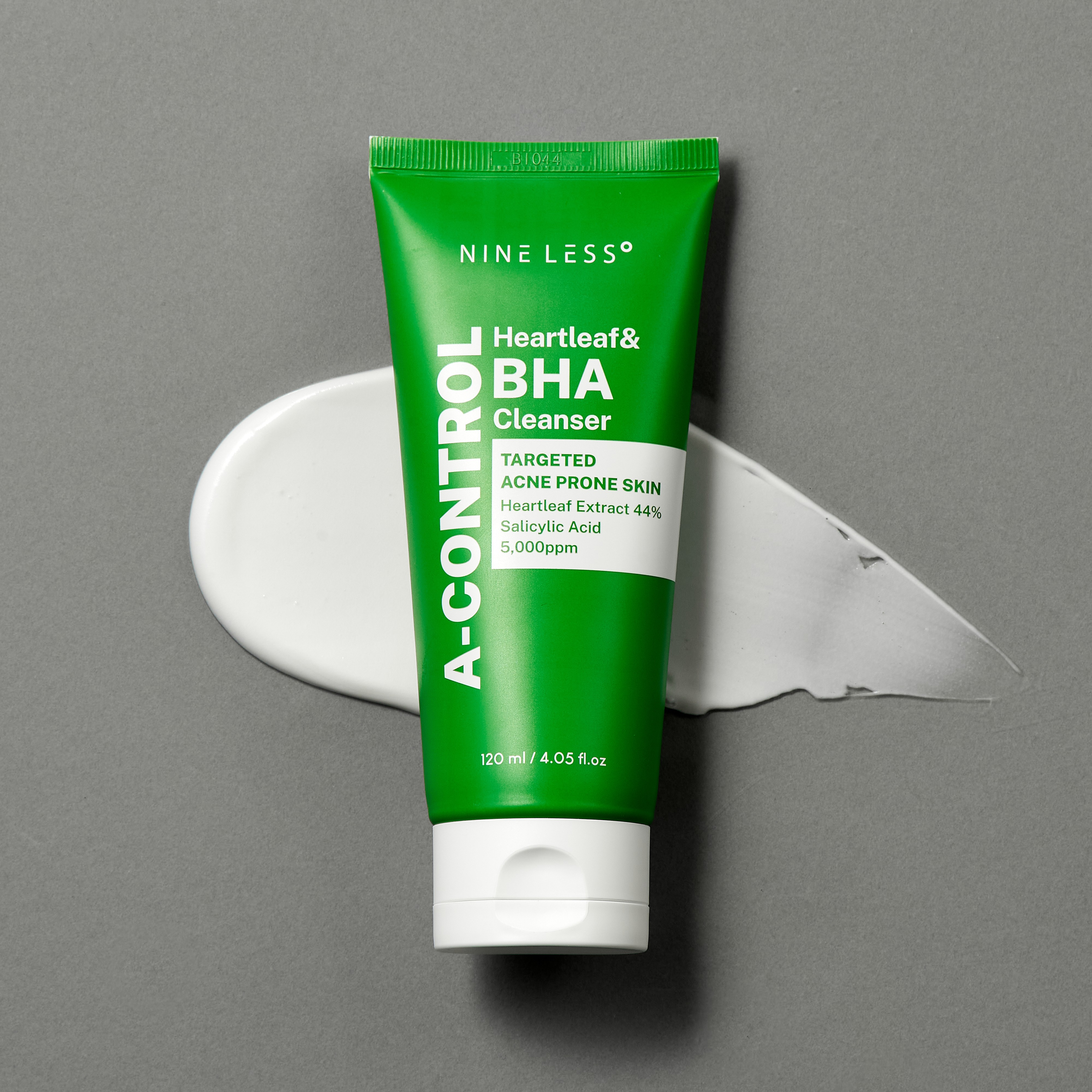 Пенка очищающая для проблемной кожи | NINE LESS A-Control Heartleaf & BHA Cleanser 120ml